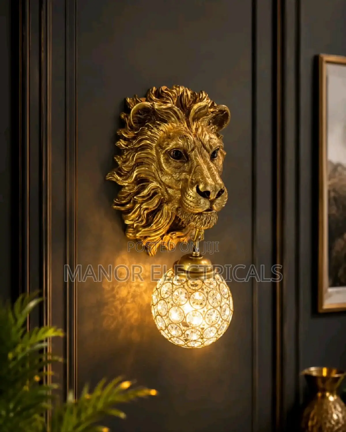 Lion Wall Lamp Available