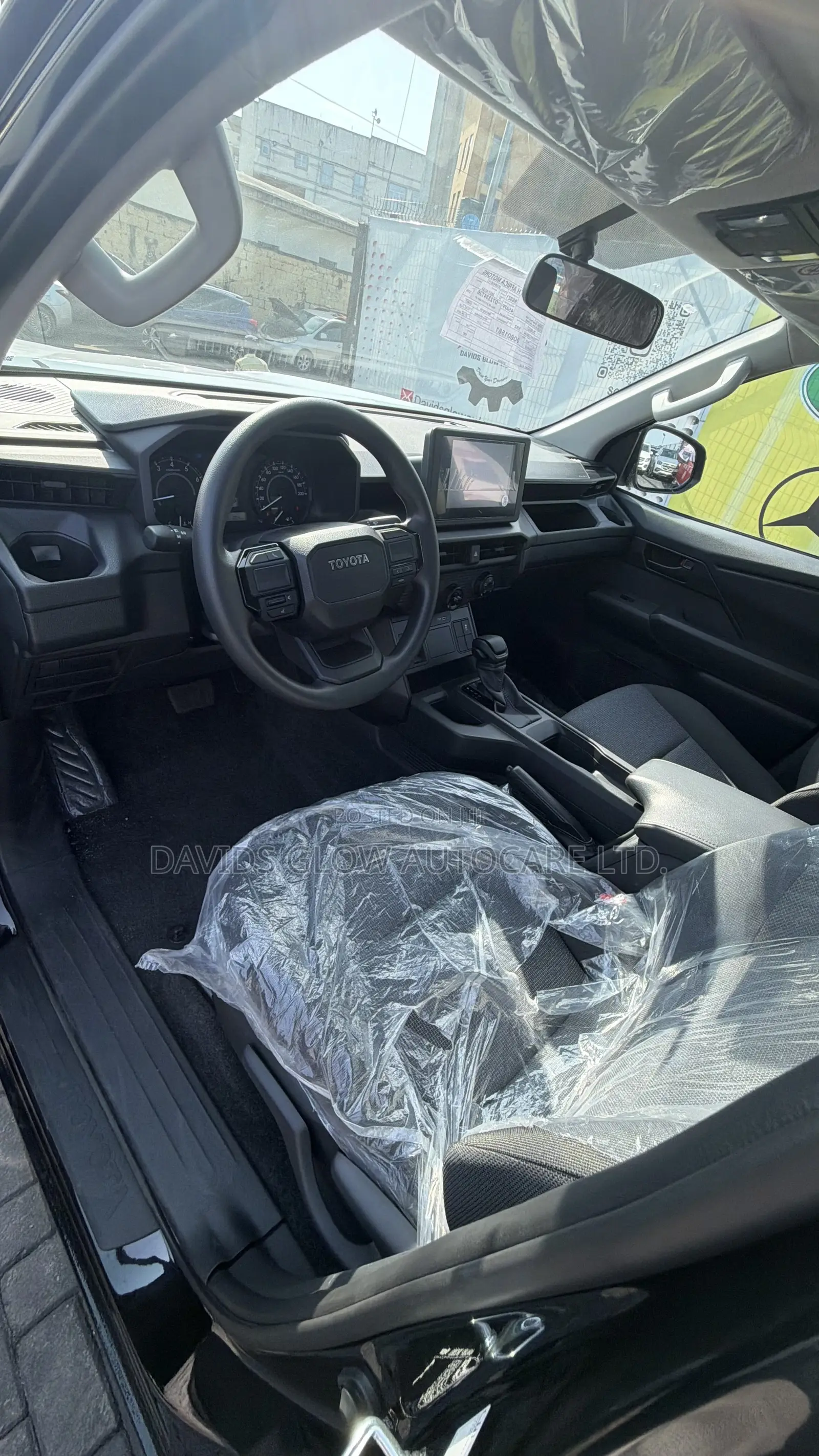 Toyota Hilux Active (Hybrid) 2026 Black