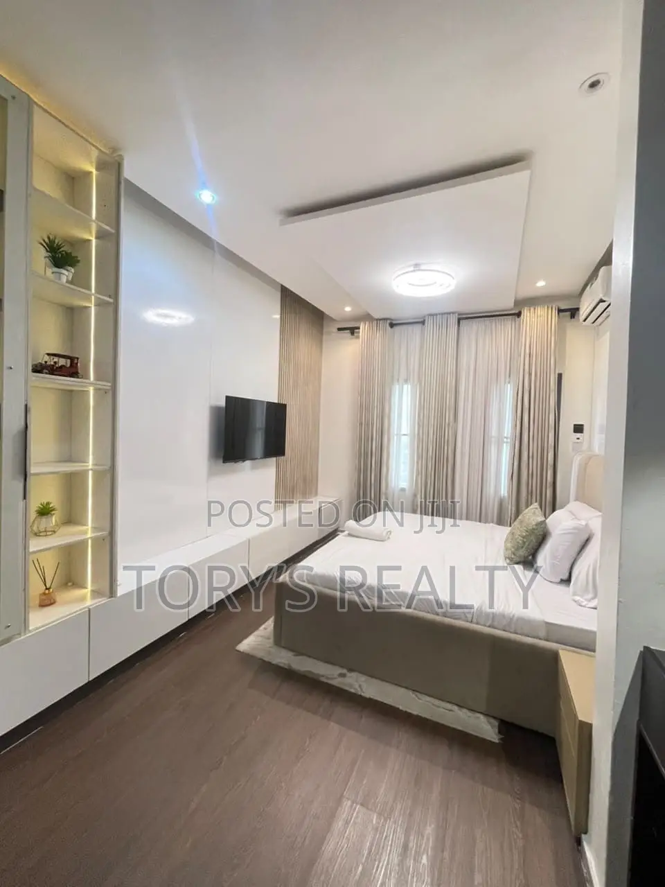 Furnished 2bdrm Apartment in Lekki Phase 1 for rent
