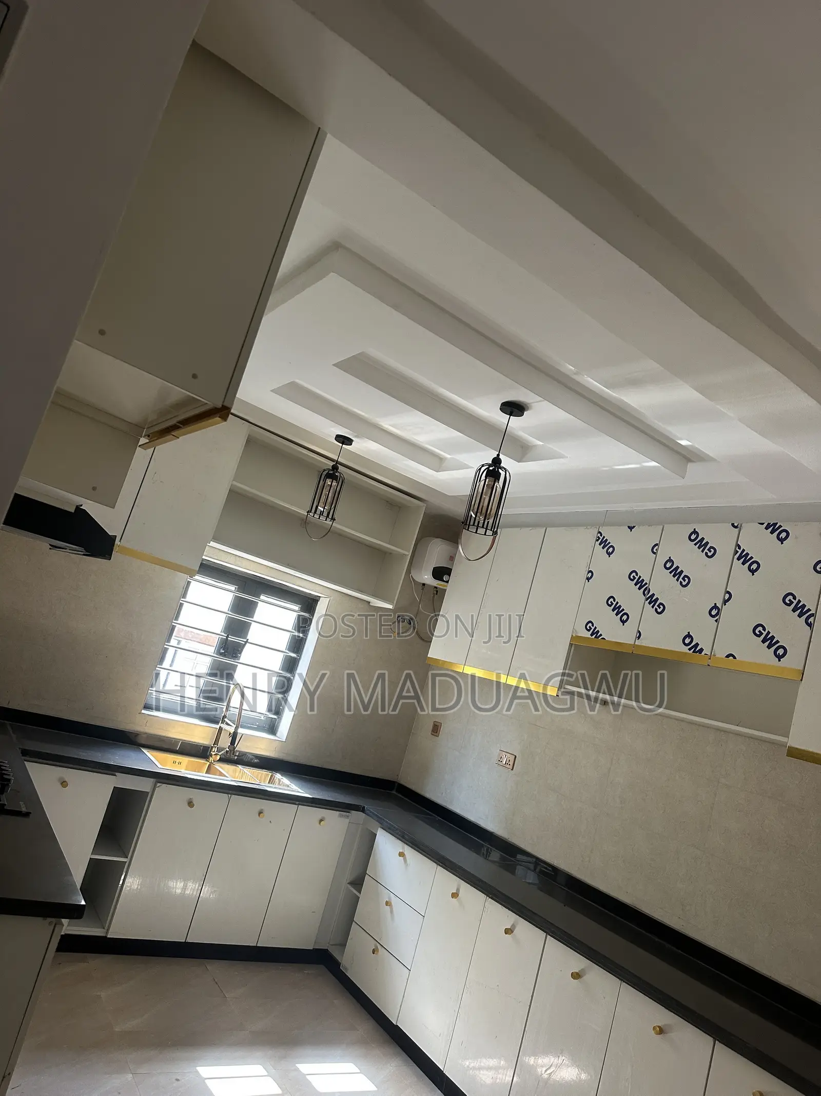 3bdrm Block of Flats in Dakibiu District, Dakibiyu for sale