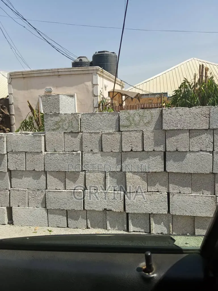 Cement Vibrated Blocks