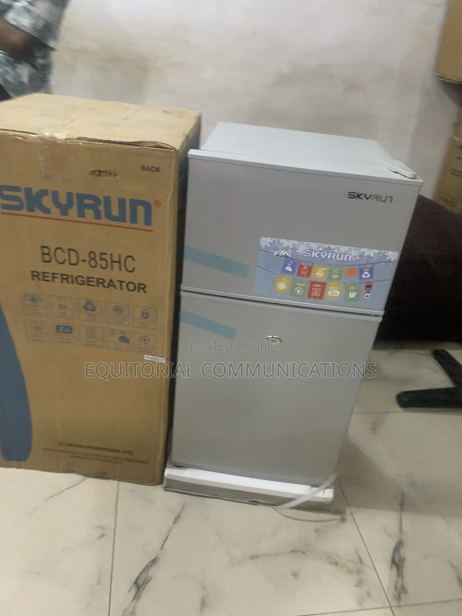 SKYRUN 85L Refrigerator – Smart Storage for Everyday Freshness