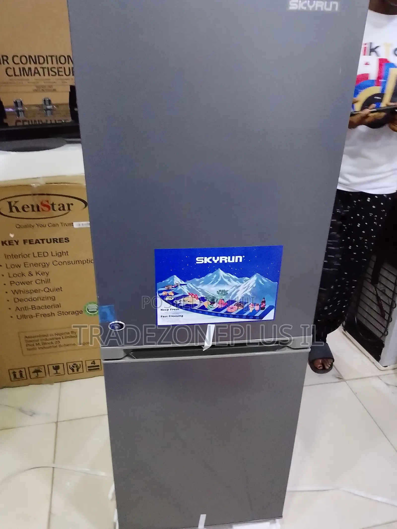 Skyrun 170L Twin-Section Fridge BCD-170K for Everyday Food Storage