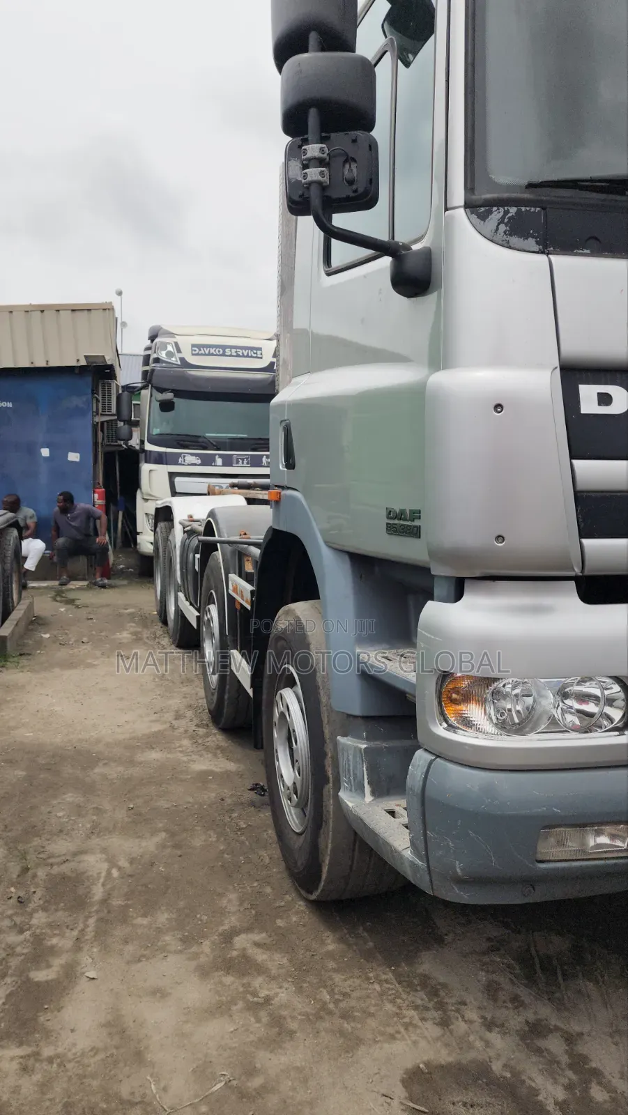 Super Clean High Grade 12 Tires DAF 85 Cf Heavy Duty Truck