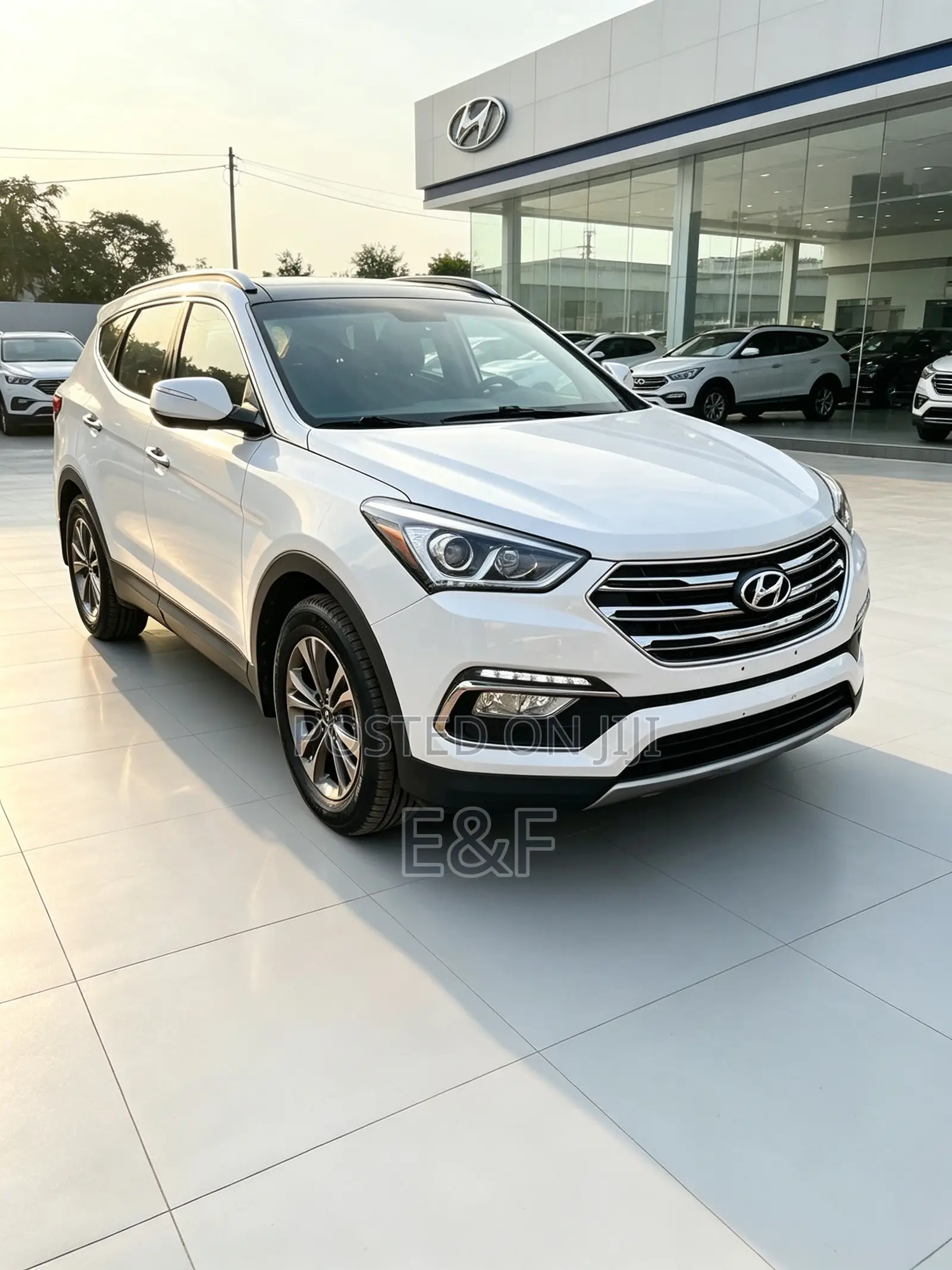 Hyundai Santa Fe 2017 White