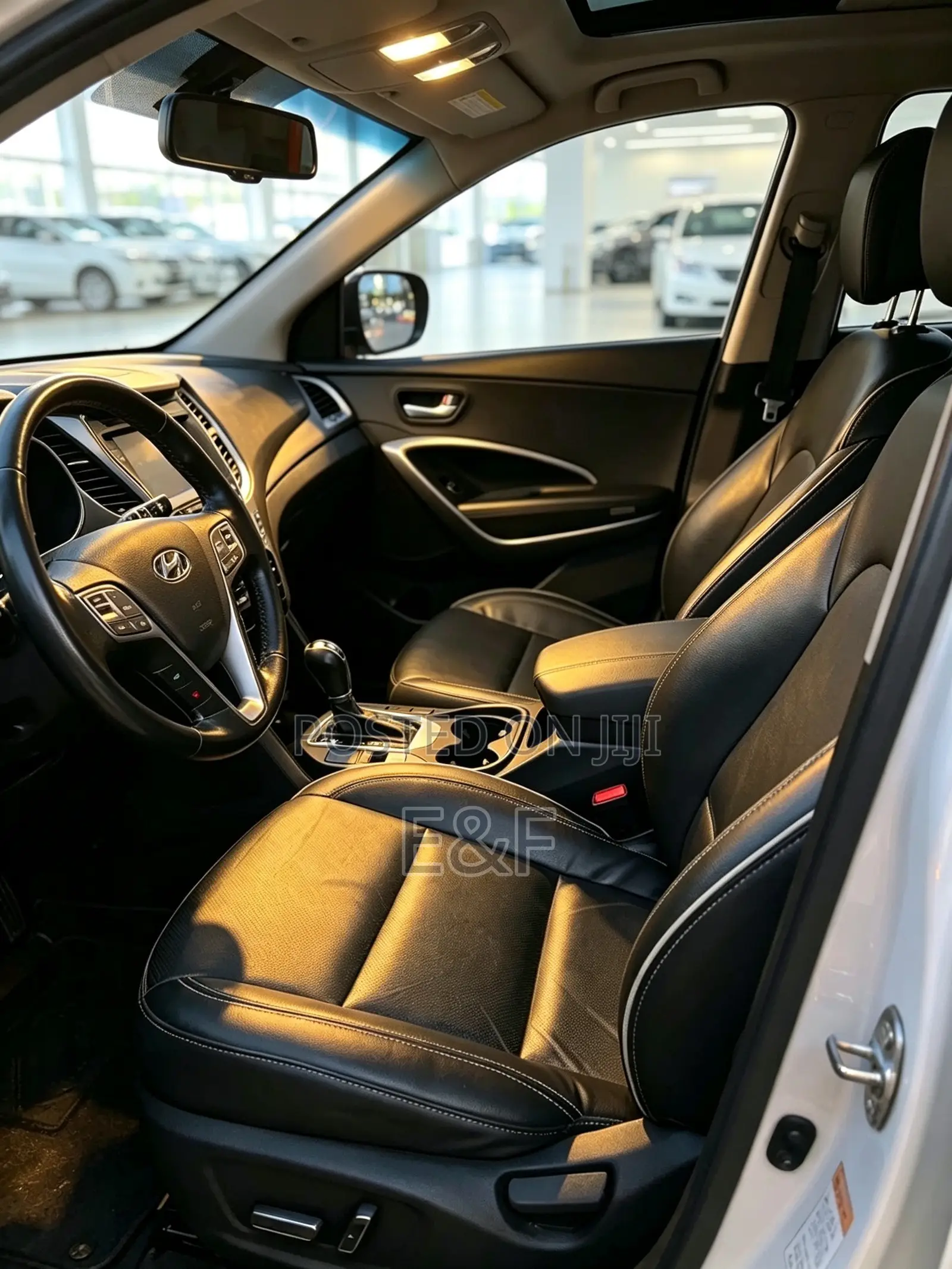 Hyundai Santa Fe 2017 White