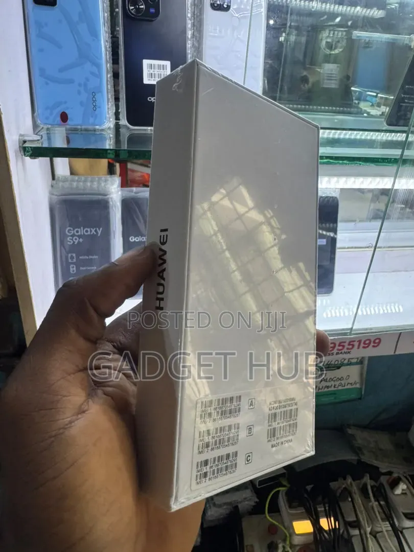 New Oppo F33 Pro 256 GB White