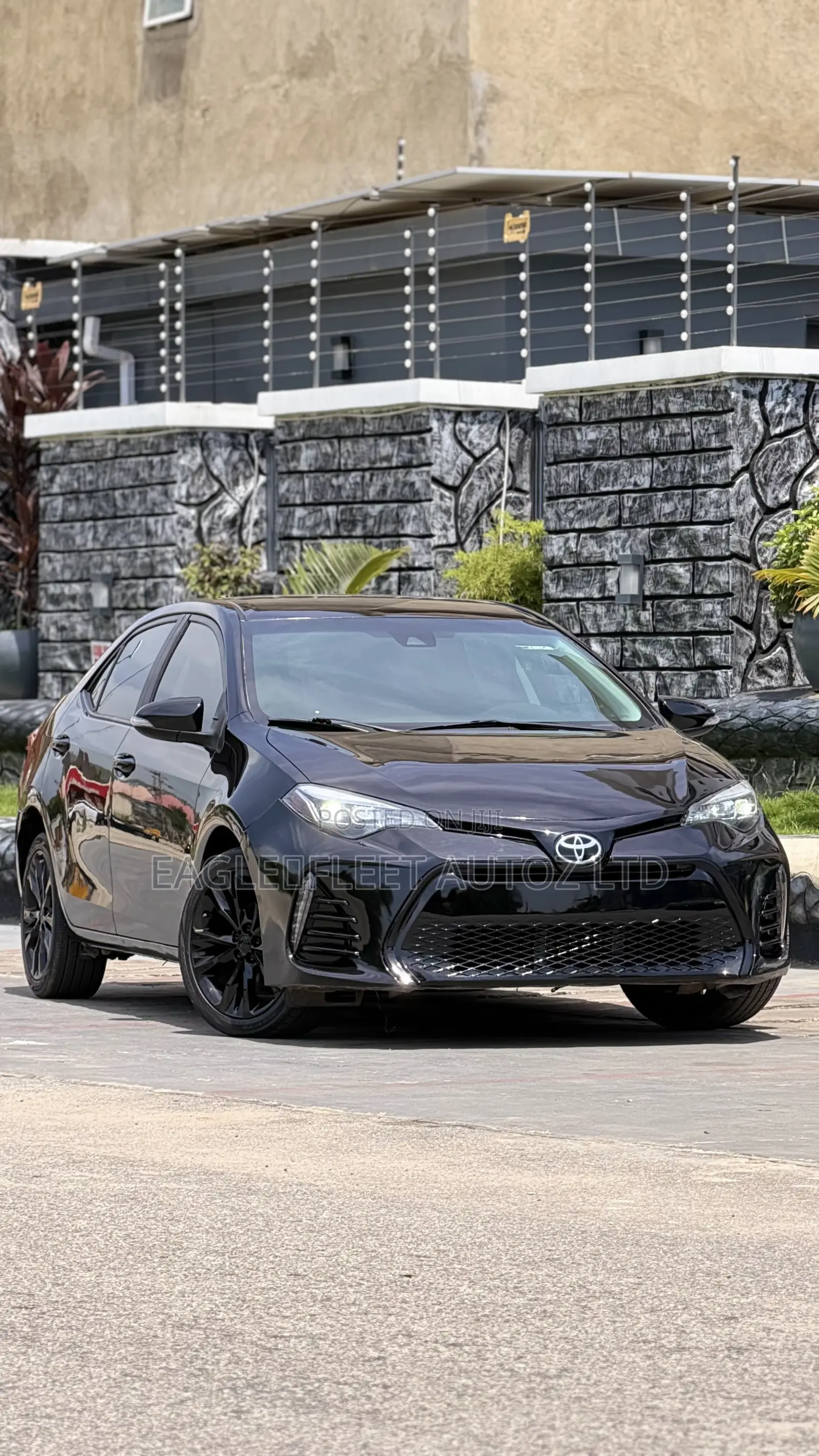 Toyota Corolla SE Special Edition 4dr Sedan (1.8L 4cyl CVT) 2017 Black
