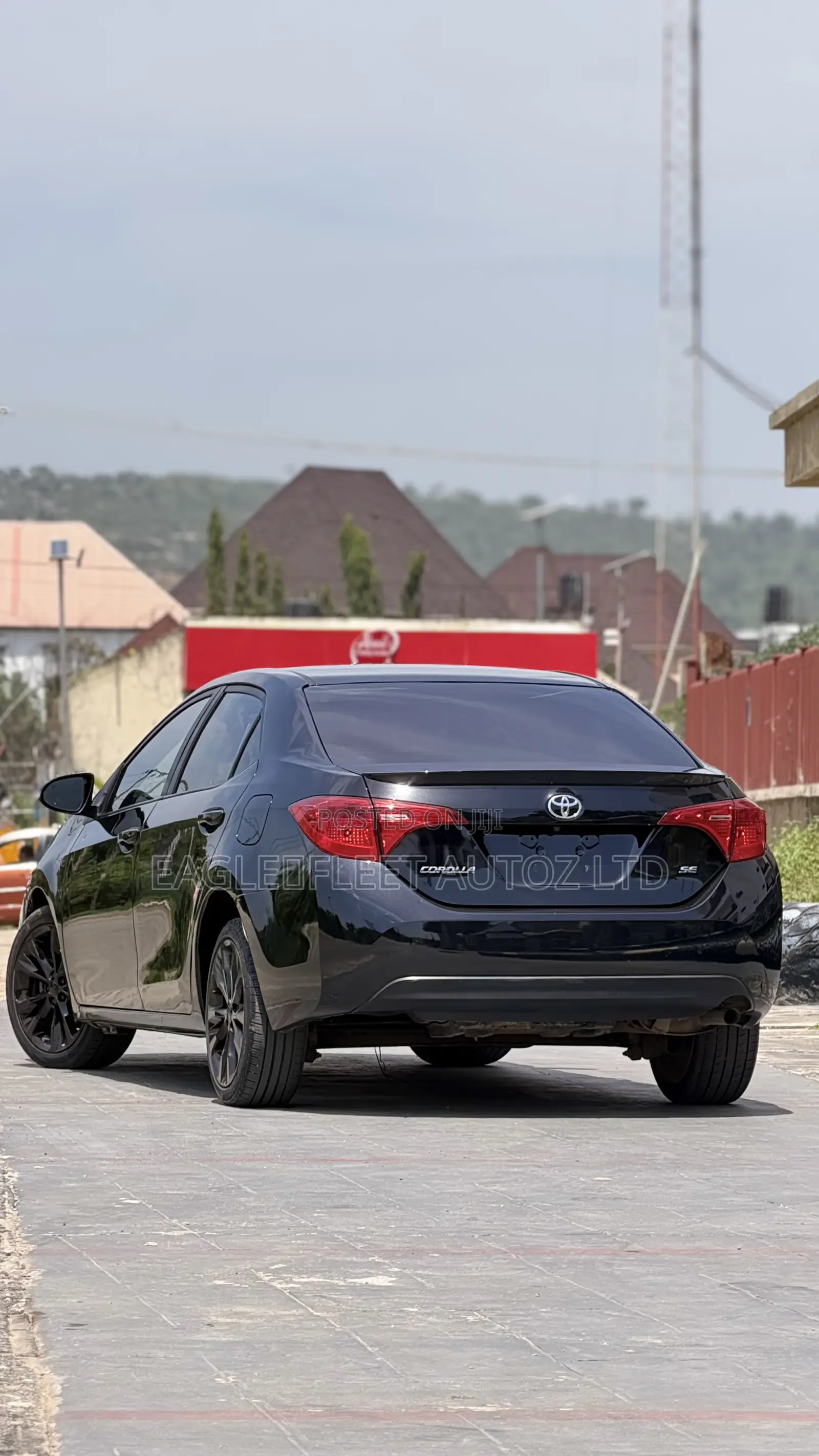 Toyota Corolla SE Special Edition 4dr Sedan (1.8L 4cyl CVT) 2017 Black