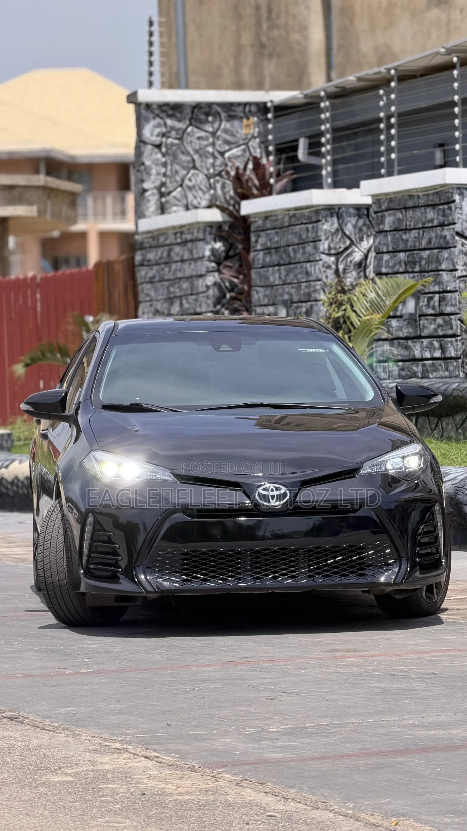 Toyota Corolla SE Special Edition 4dr Sedan (1.8L 4cyl CVT) 2017 Black