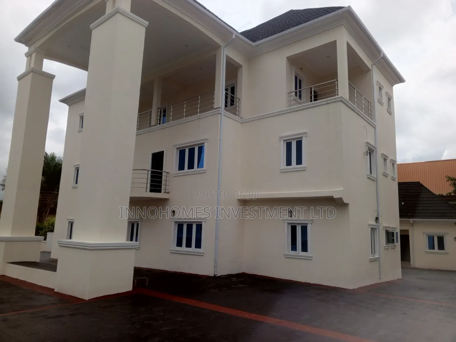 15bdrm Apartment in Lokogoma for sale