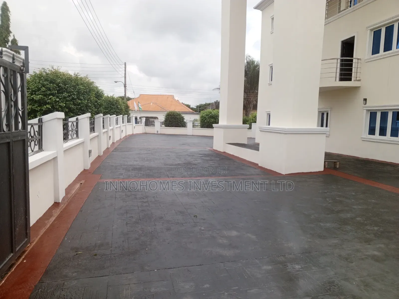 15bdrm Apartment in Lokogoma for sale
