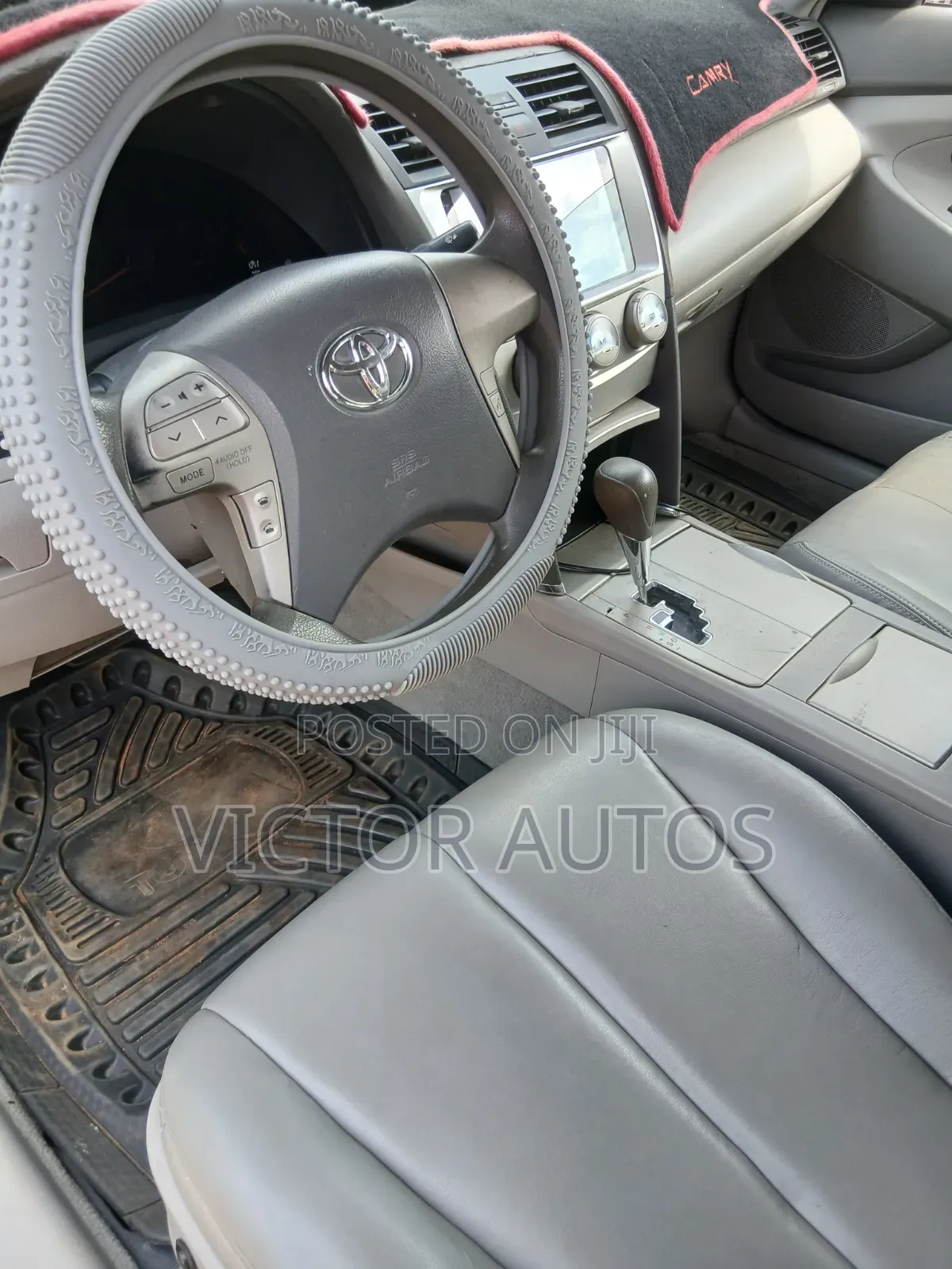 Toyota Camry 2010 Silver