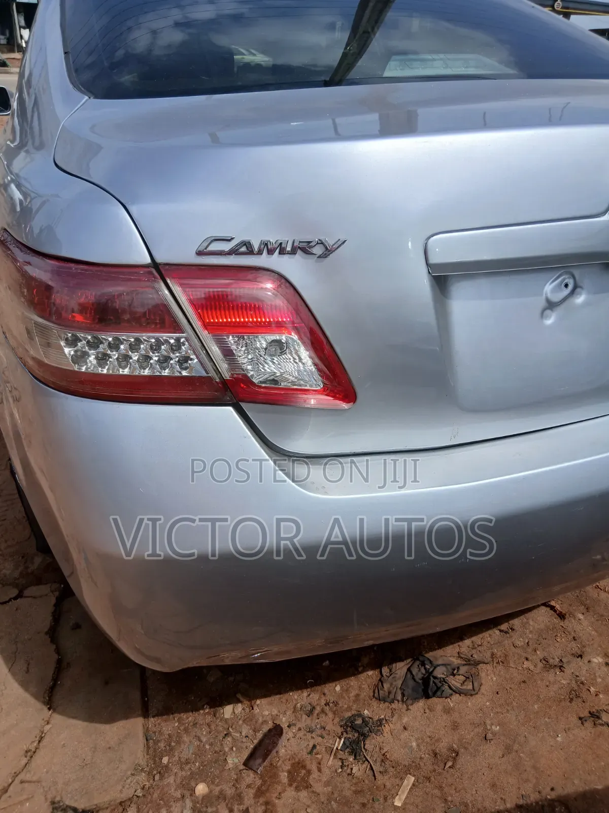 Toyota Camry 2010 Silver