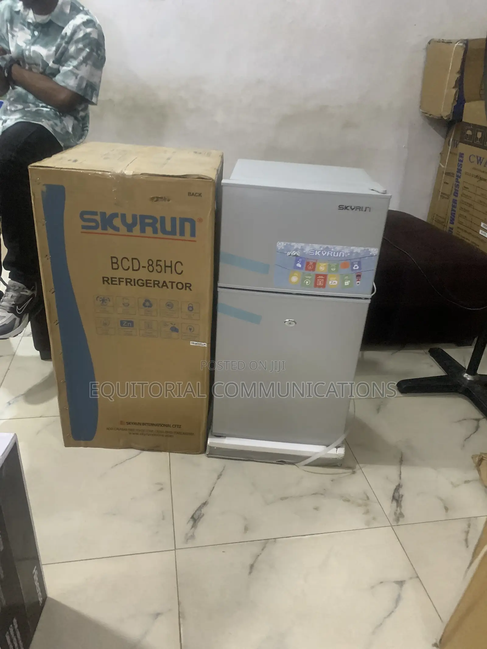 SKYRUN 85L Mini Fridge With Freezer for Home and Office