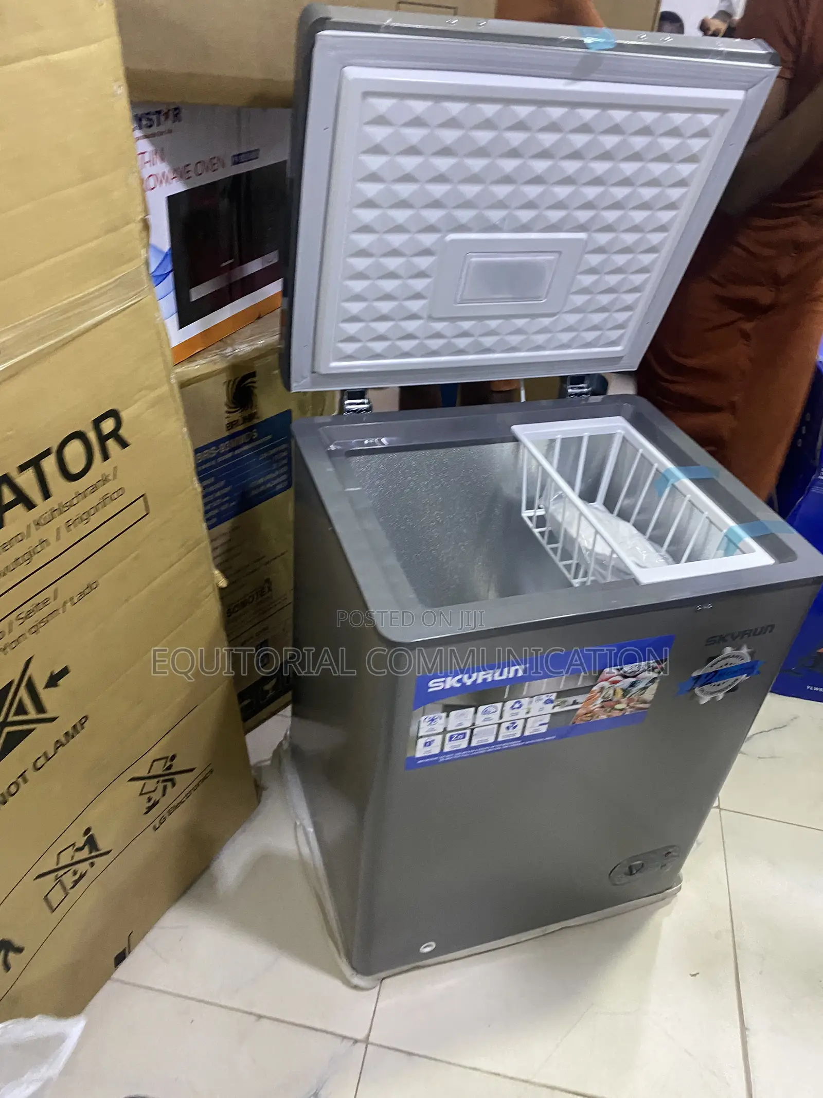 SKYRUN BD-100HNW 100L Compact Deep Freezer for Limited Spaces