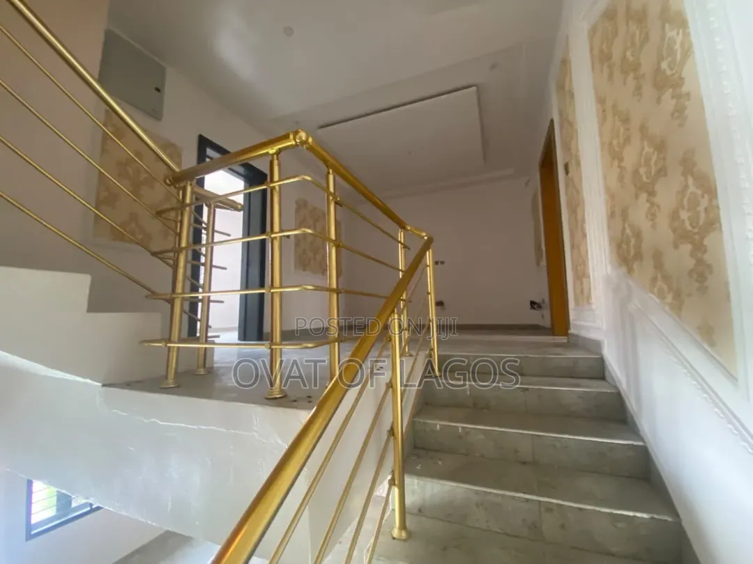 4bdrm Duplex in Ikate for sale