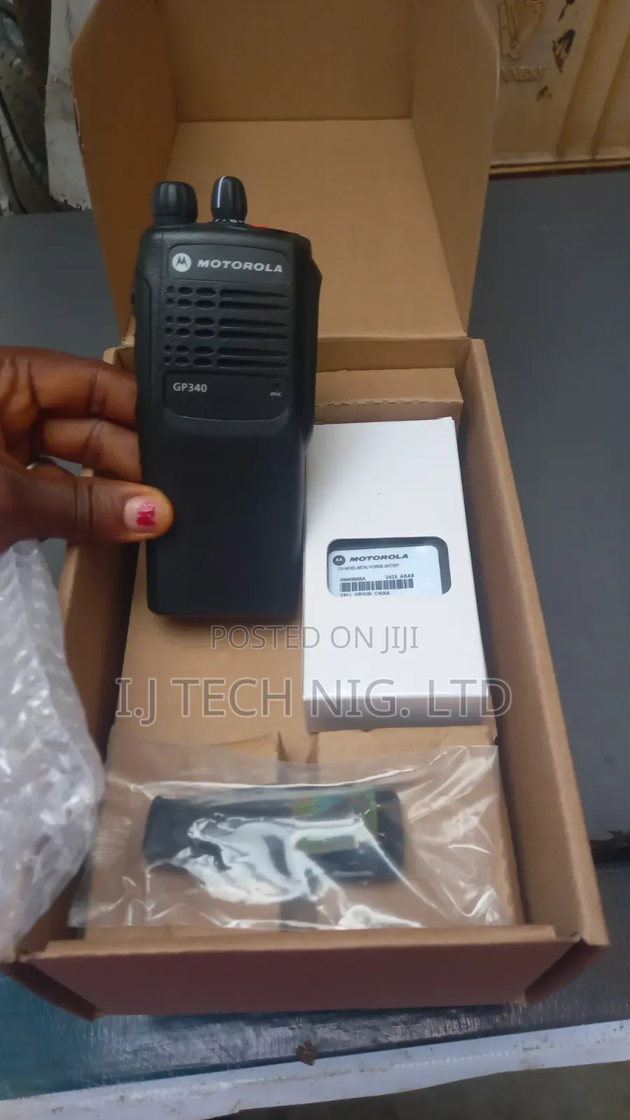 Motorola GP340 Walkie-Talkie