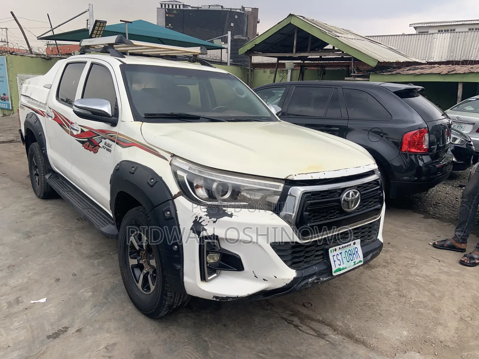 Toyota Hilux 2012 White