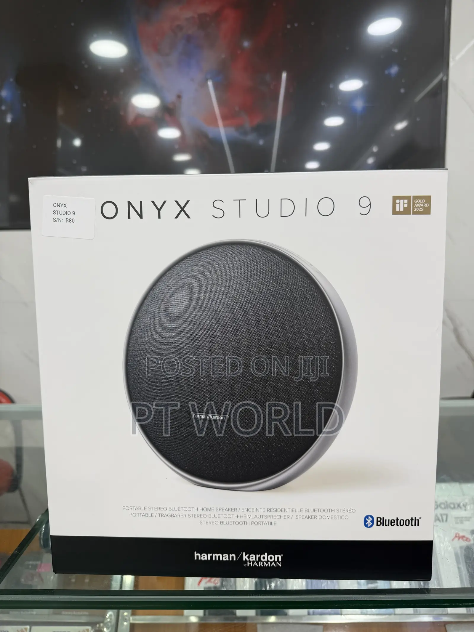 Onyx Studio 9