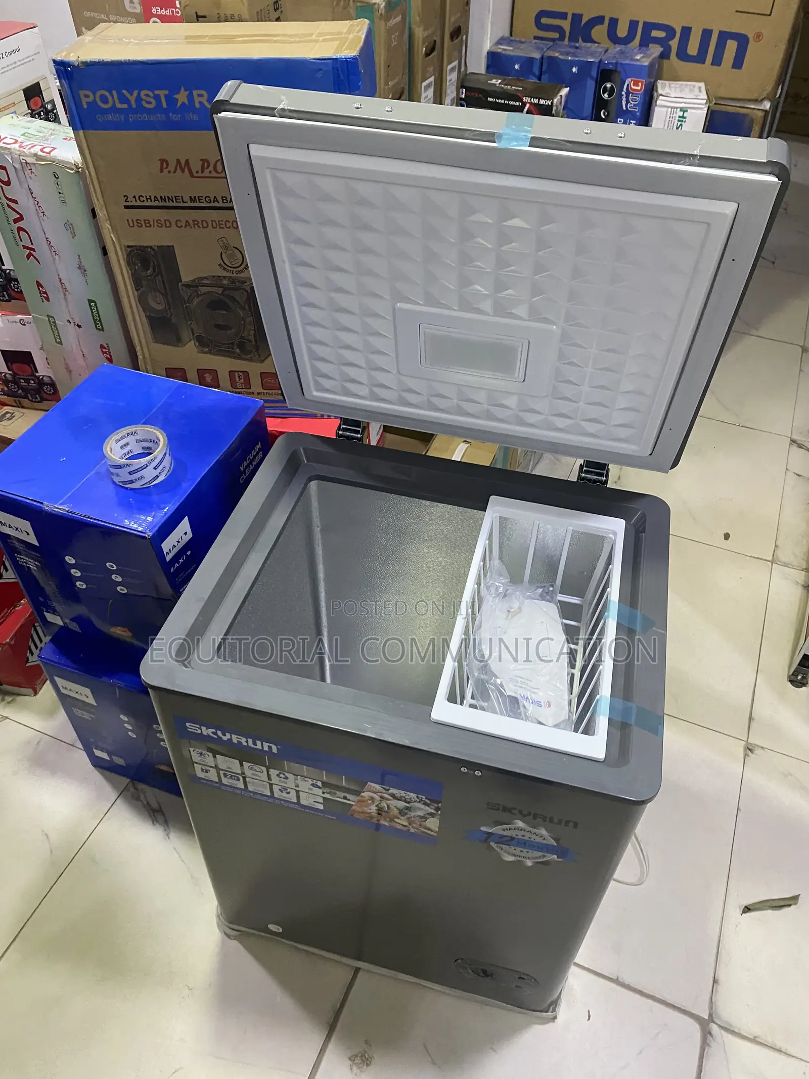 SKYRUN BD-100HNW 100L Freezer With LED Interior Light