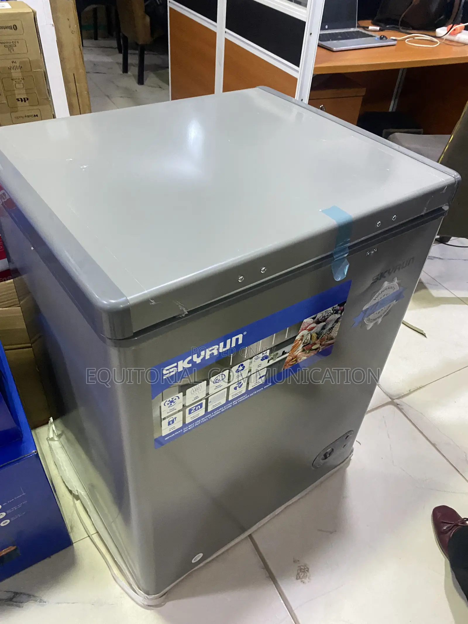 Skyrun 100L Chest Freezer for Home Food Storage BD-100HNW