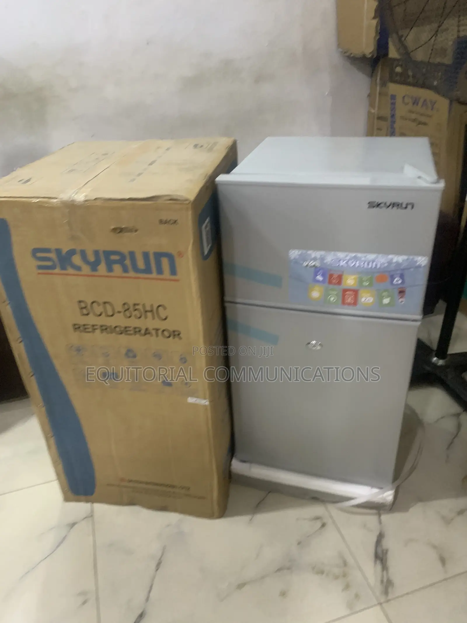 SKYRUN 85L Compact Fridge – Keep Your Food Fresh and Organised