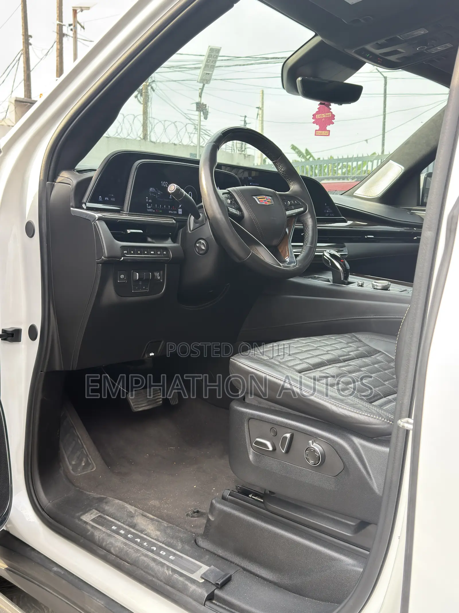Cadillac Escalade 2024 White