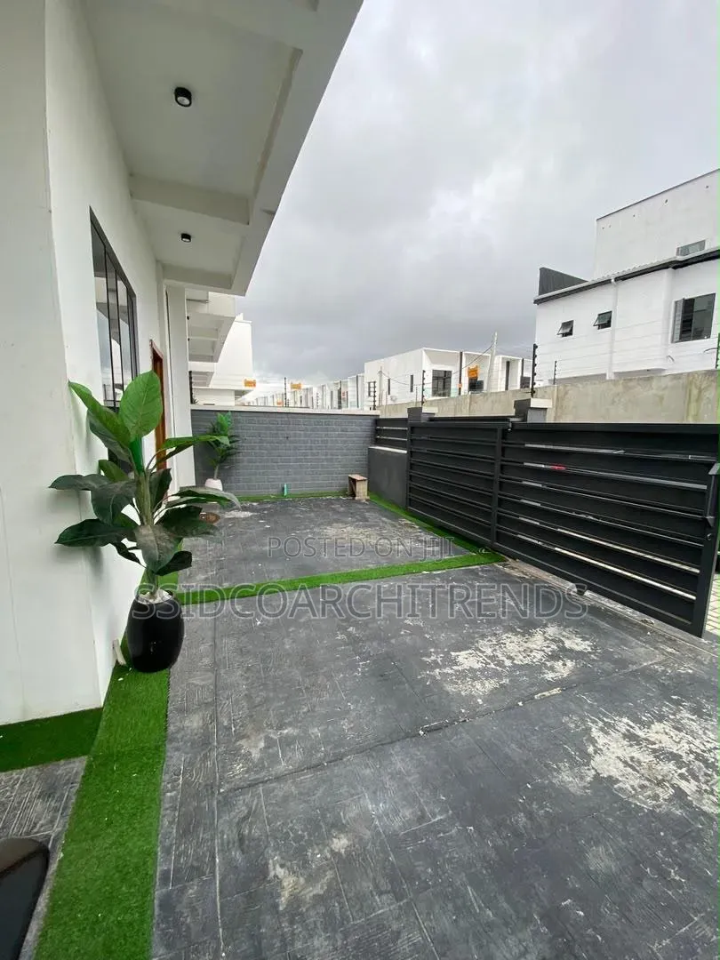 4bdrm Duplex in Call To Access, Ikota for rent