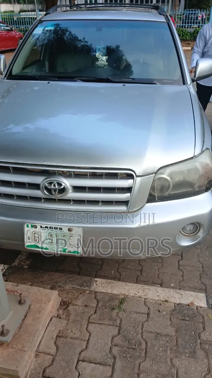 Toyota Highlander 2005 Silver