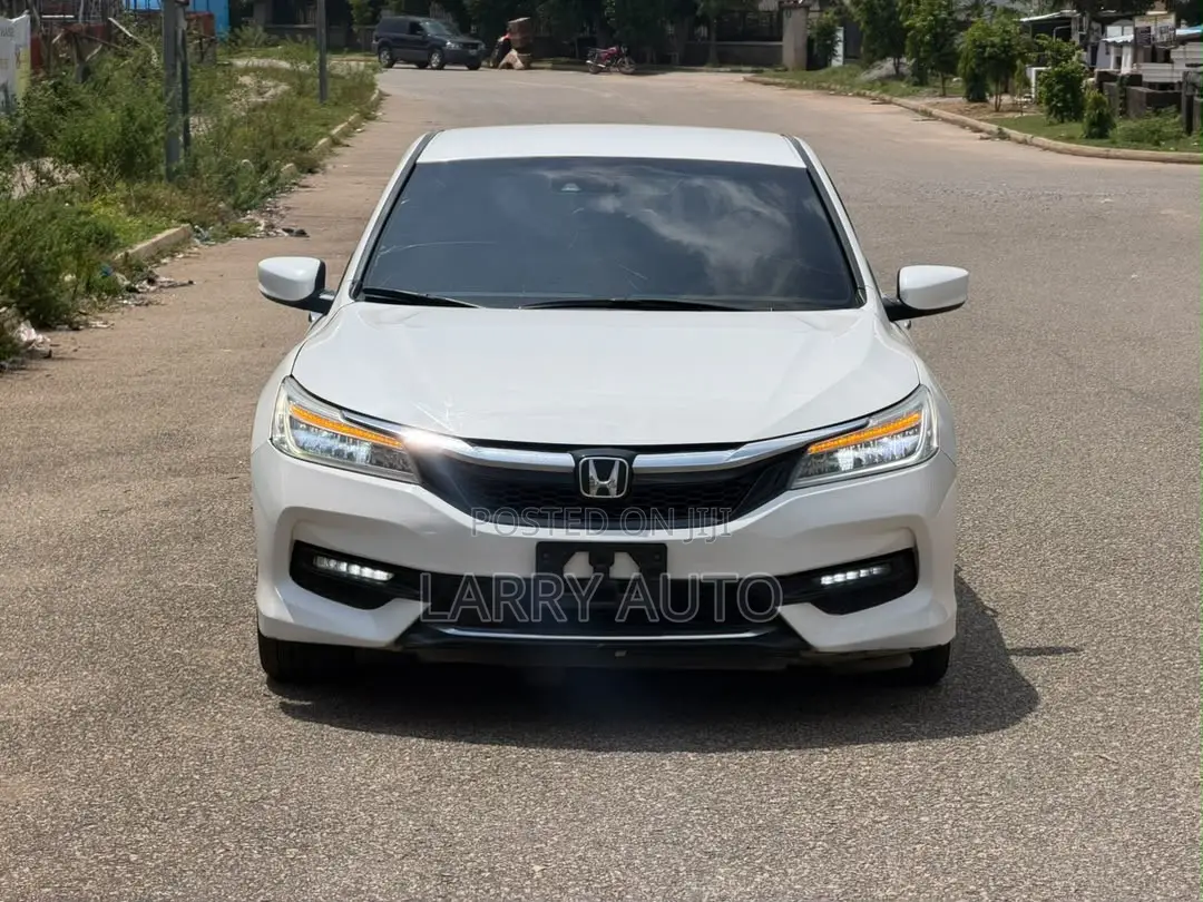 Honda Accord 2017 White