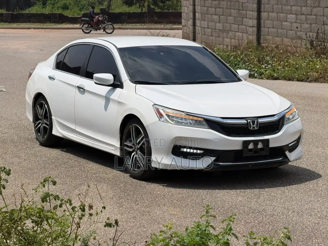 Honda Accord 2017 White