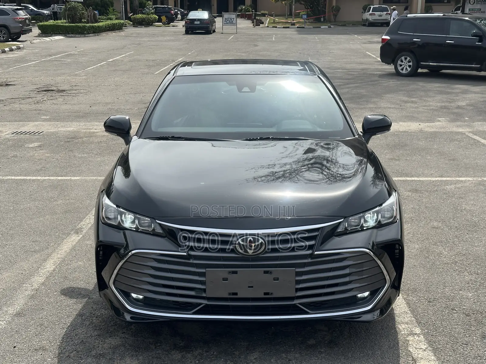 Toyota Avalon XLE 2021 Black