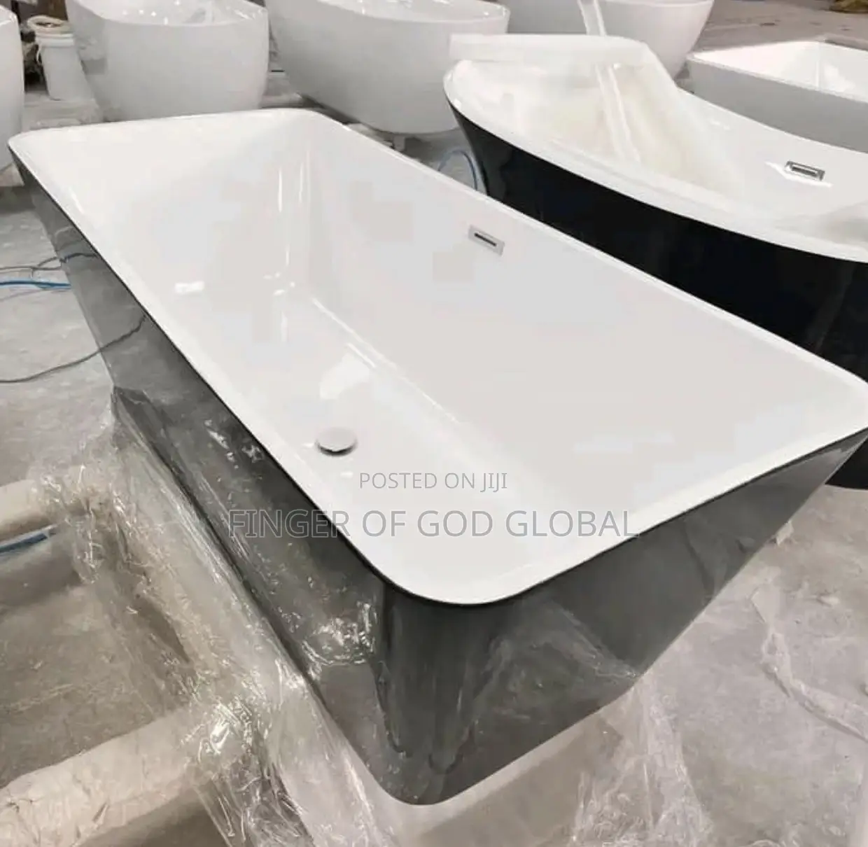 Stand Free Bathtub