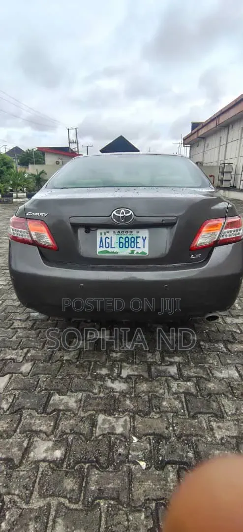 Toyota Camry 2008 Gray
