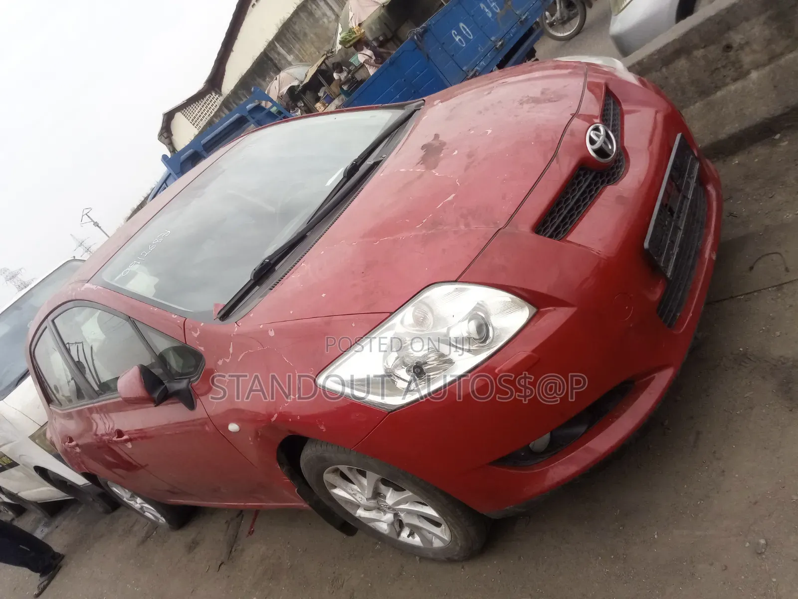 Toyota Auris 2007 Red