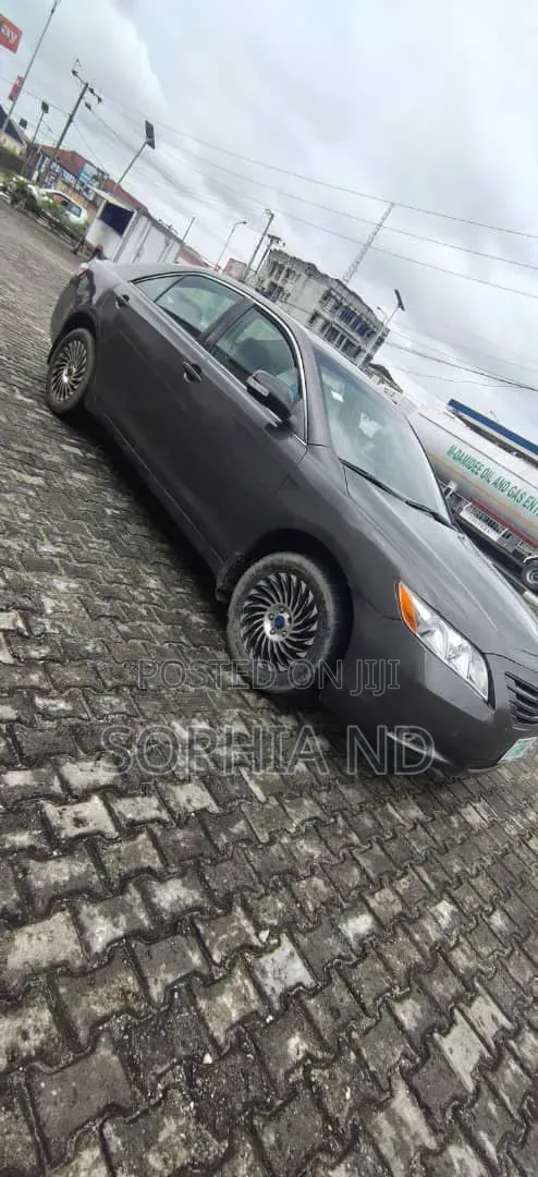 Toyota Camry 2008 Gray