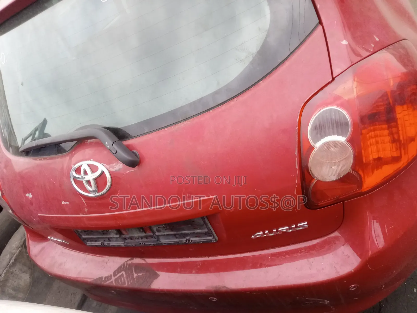 Toyota Auris 2007 Red