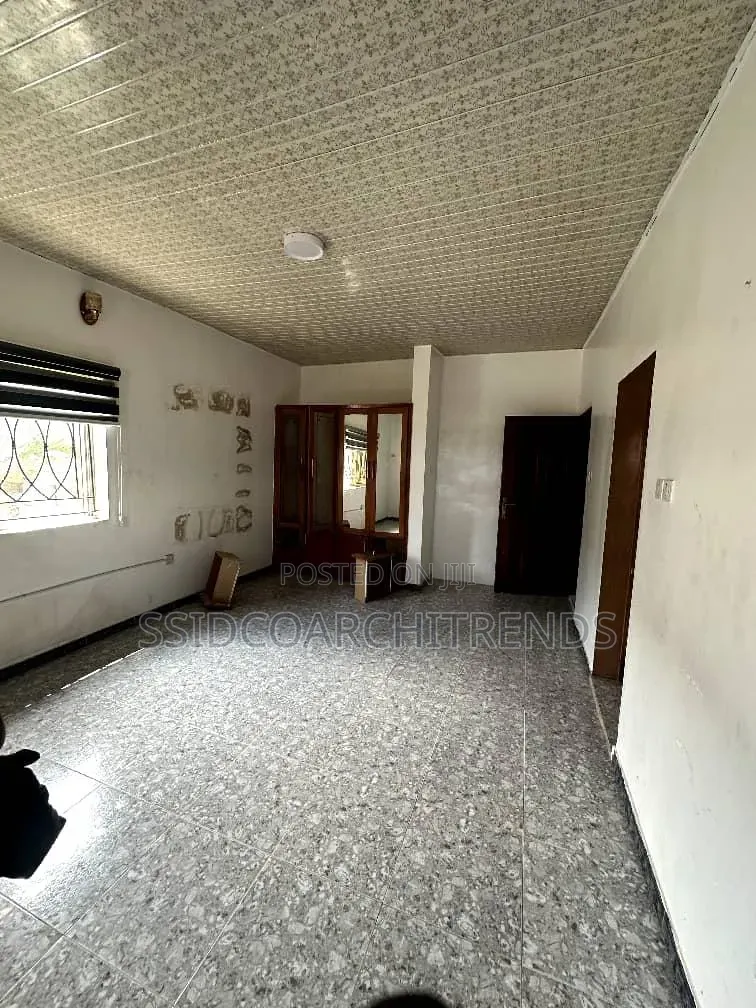 4bdrm Duplex in Call To Access, VGC / Ajah for sale
