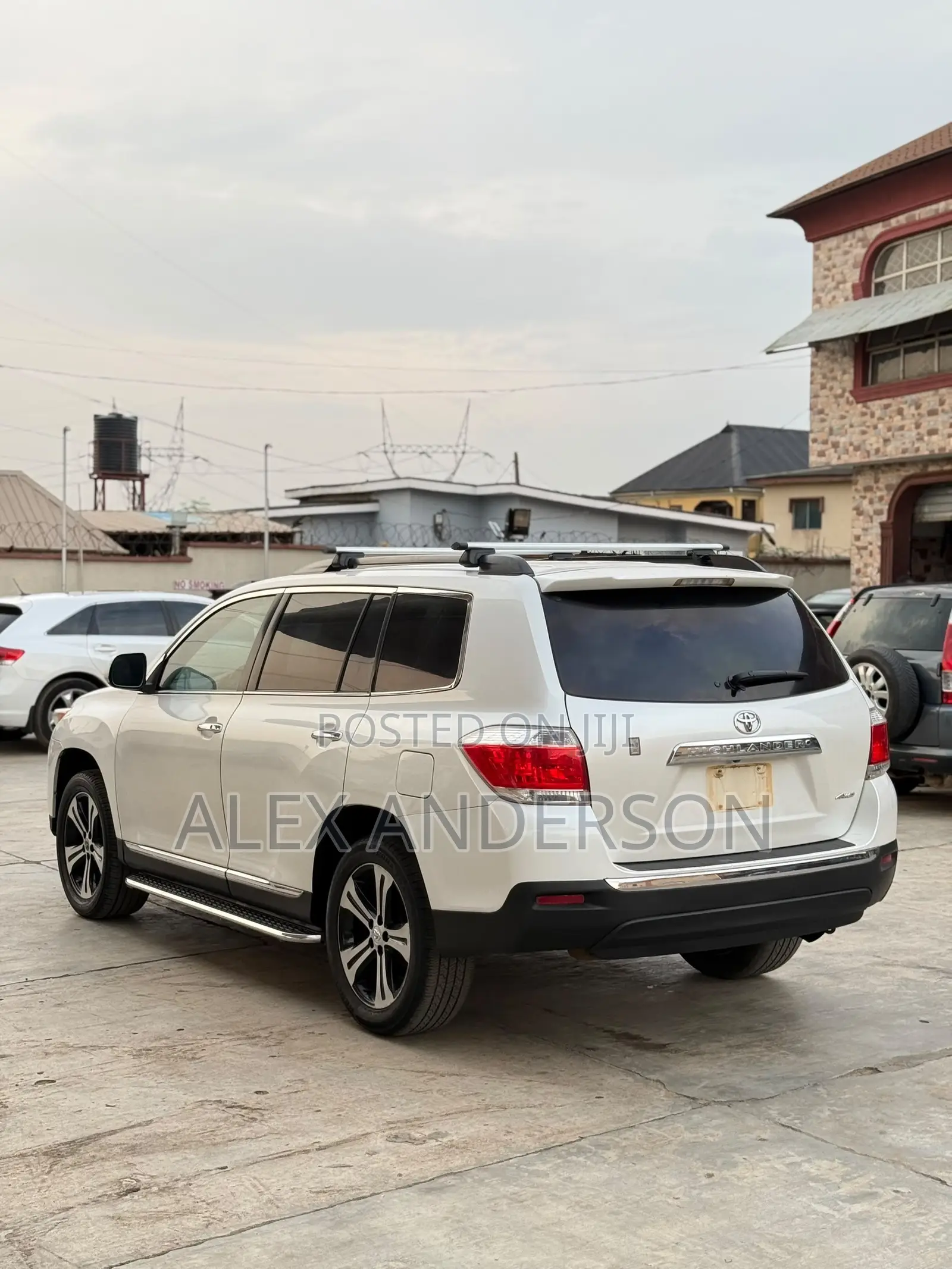Toyota Highlander Limited 3.5l 4WD 2013 White
