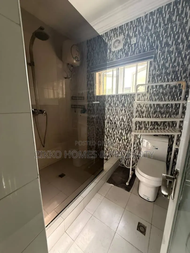 3bdrm Townhouse / Terrace in Horizon 1, Lekki Phase 1 for rent