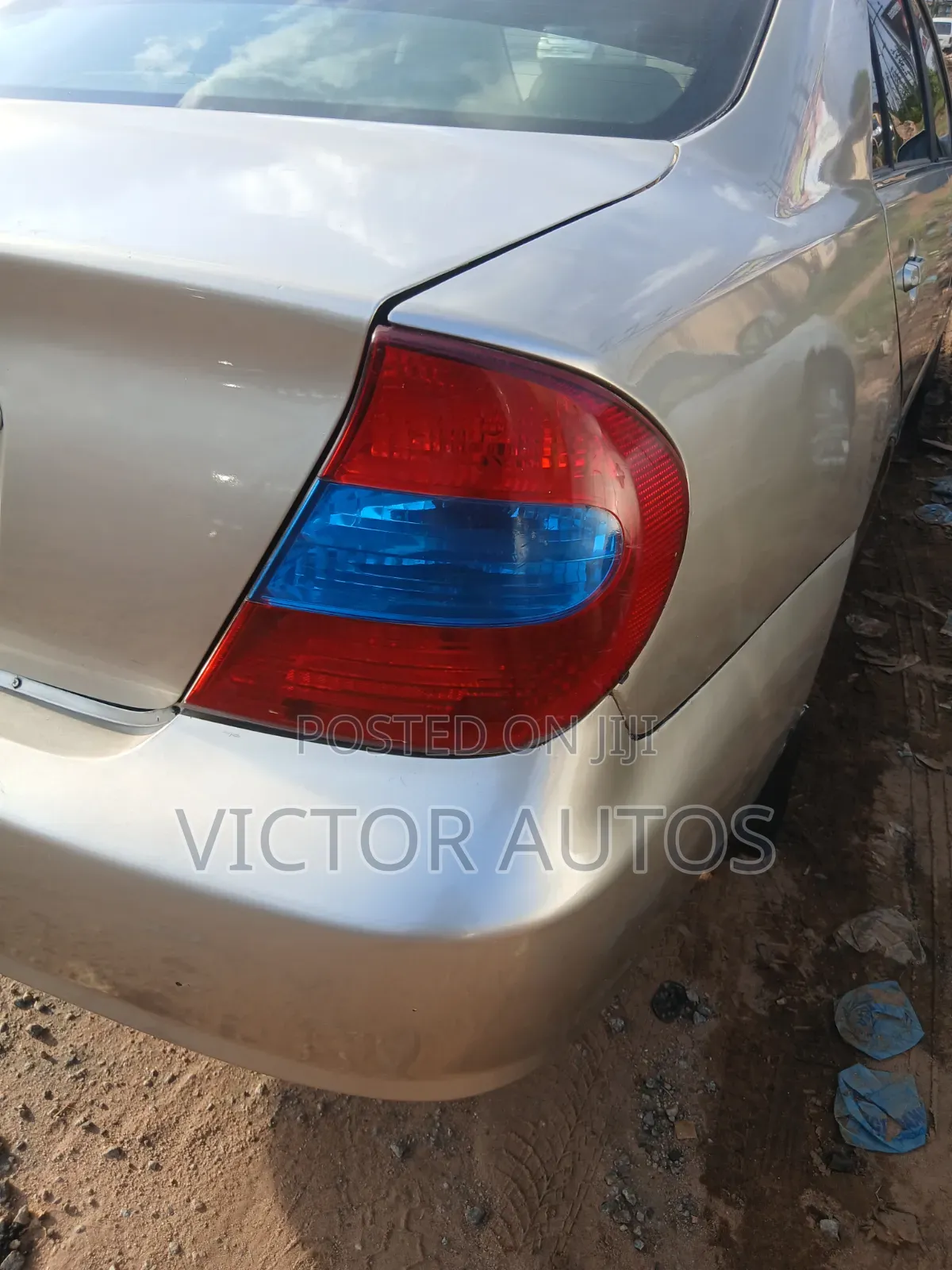 Toyota Camry 2004 Gold