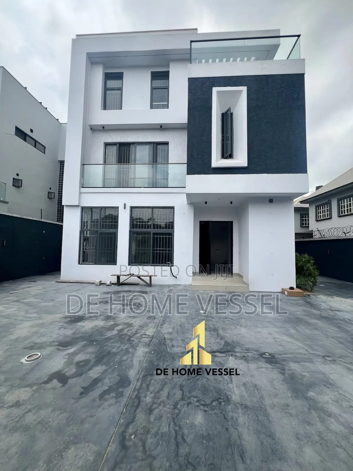 5bdrm Duplex in Ikoyi for sale