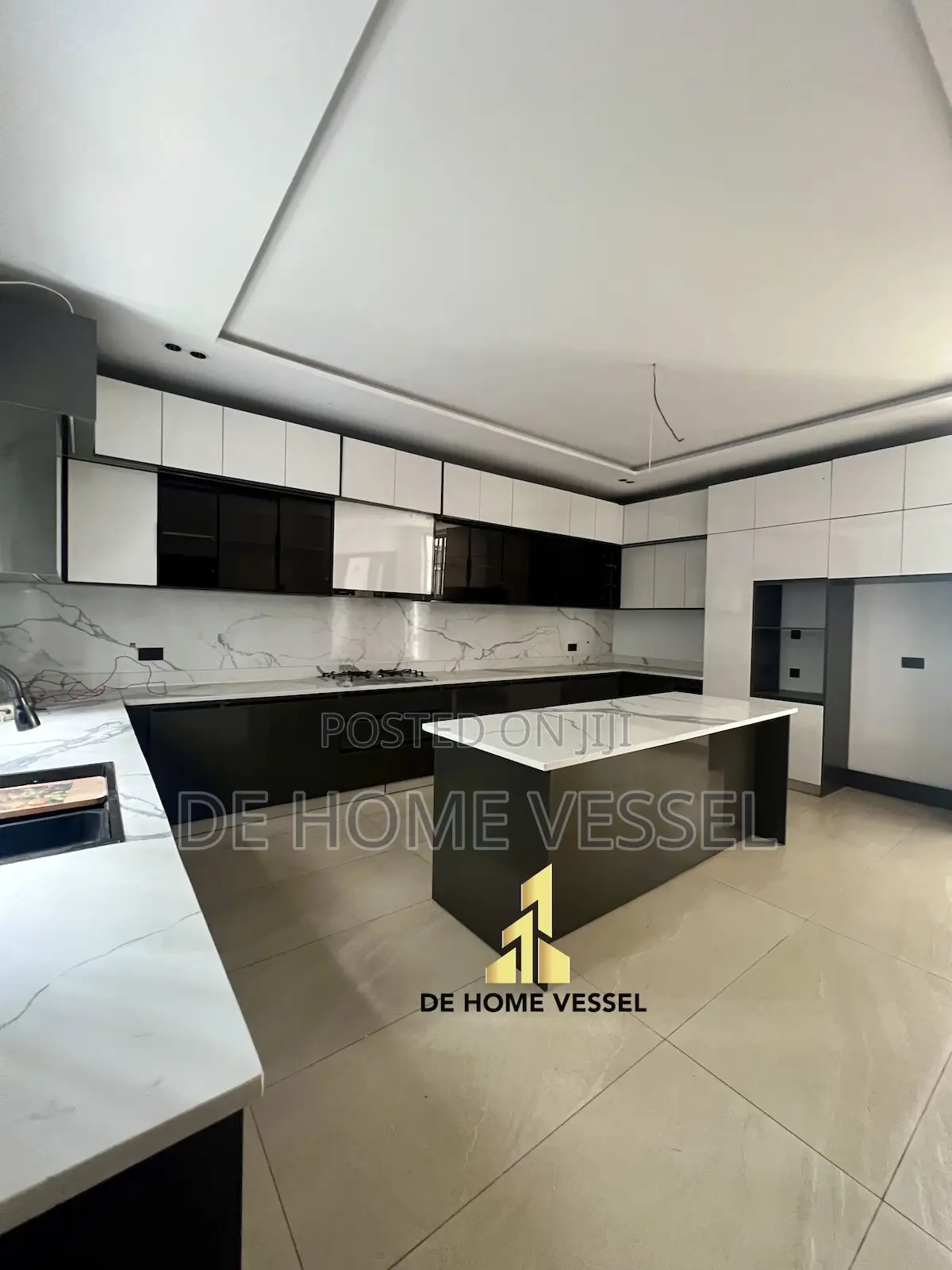 5bdrm Duplex in Ikoyi for sale