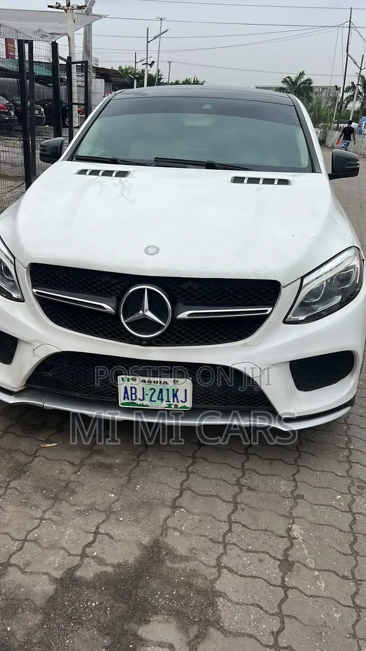 Mercedes-Benz GLE-Class AMG GLE 43 4MATIC 2017 White