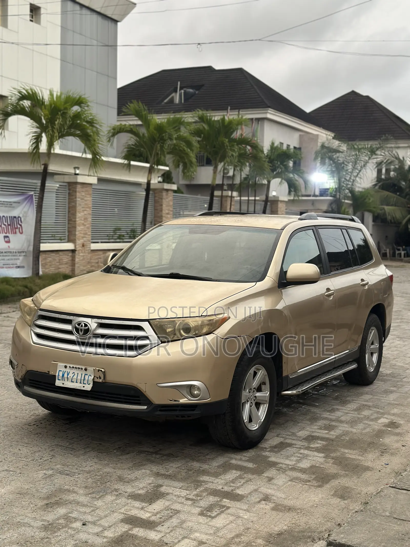 Toyota Highlander Sport 2008 Gold