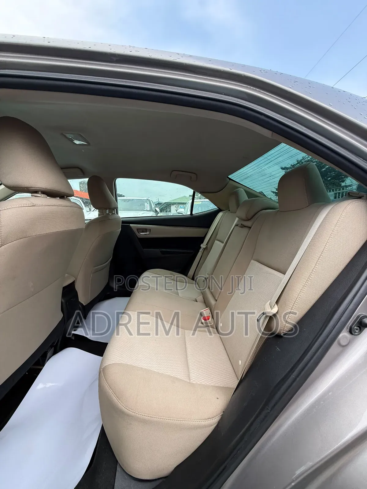 Toyota Corolla LE 4dr Sedan (1.8L 4cyl CVT) 2016 Gray