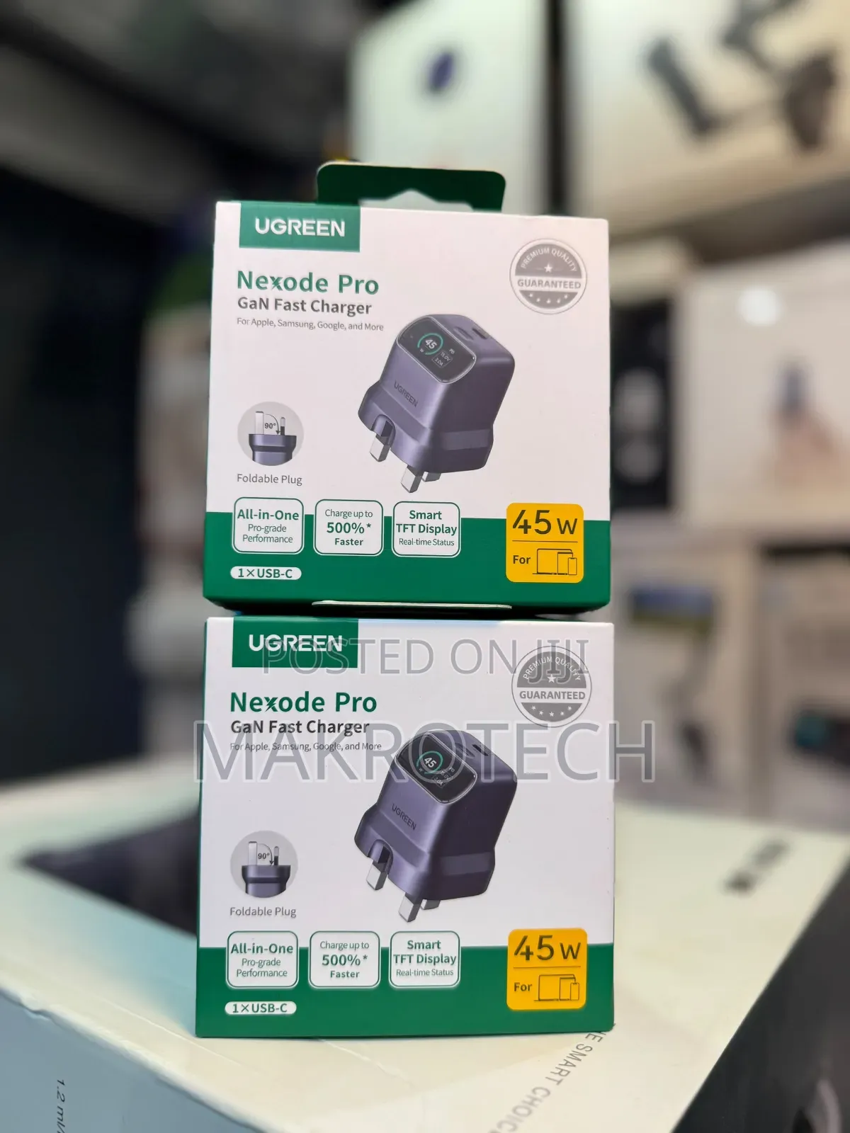 UGREEN Nexode Pro 45W USB‐C GaN Charger Block With Smart Display, Grey