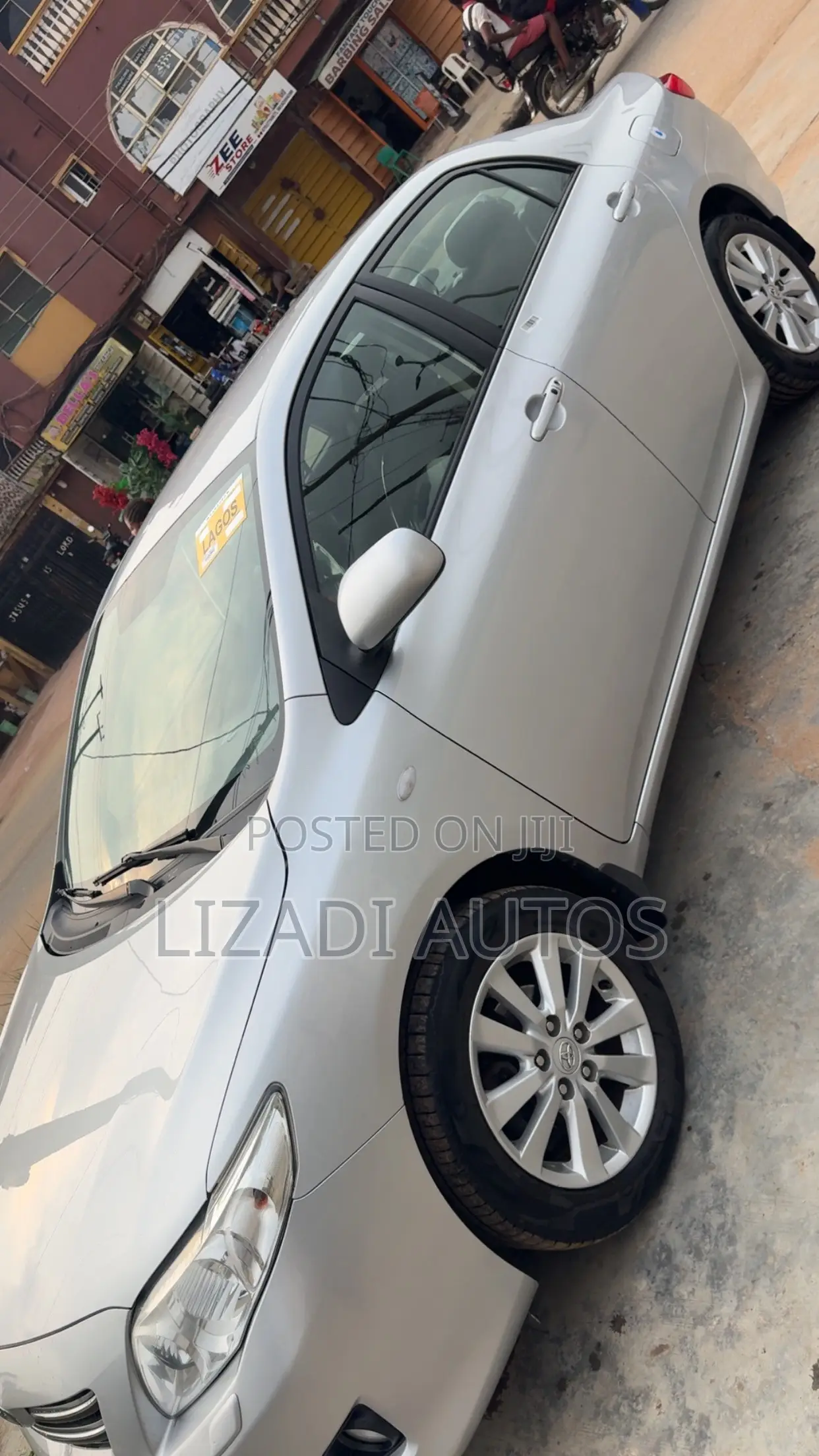 Toyota Corolla 2010 Silver