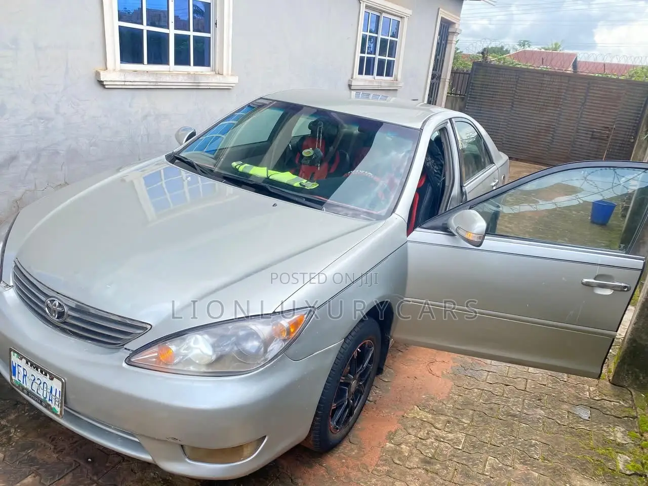 Toyota Camry 2004 Silver
